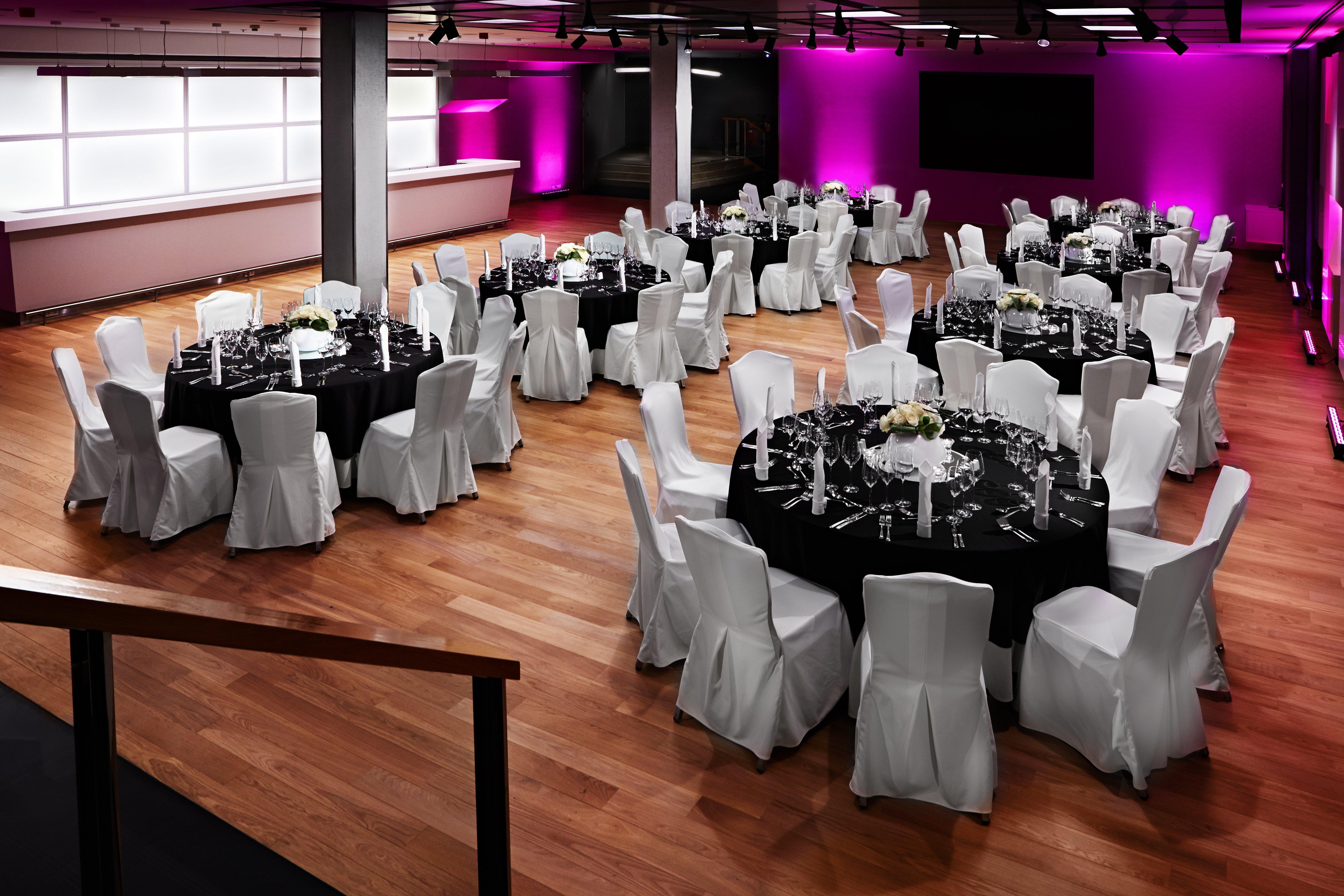 Intercontinental By Ihg Hotell Warszawa
