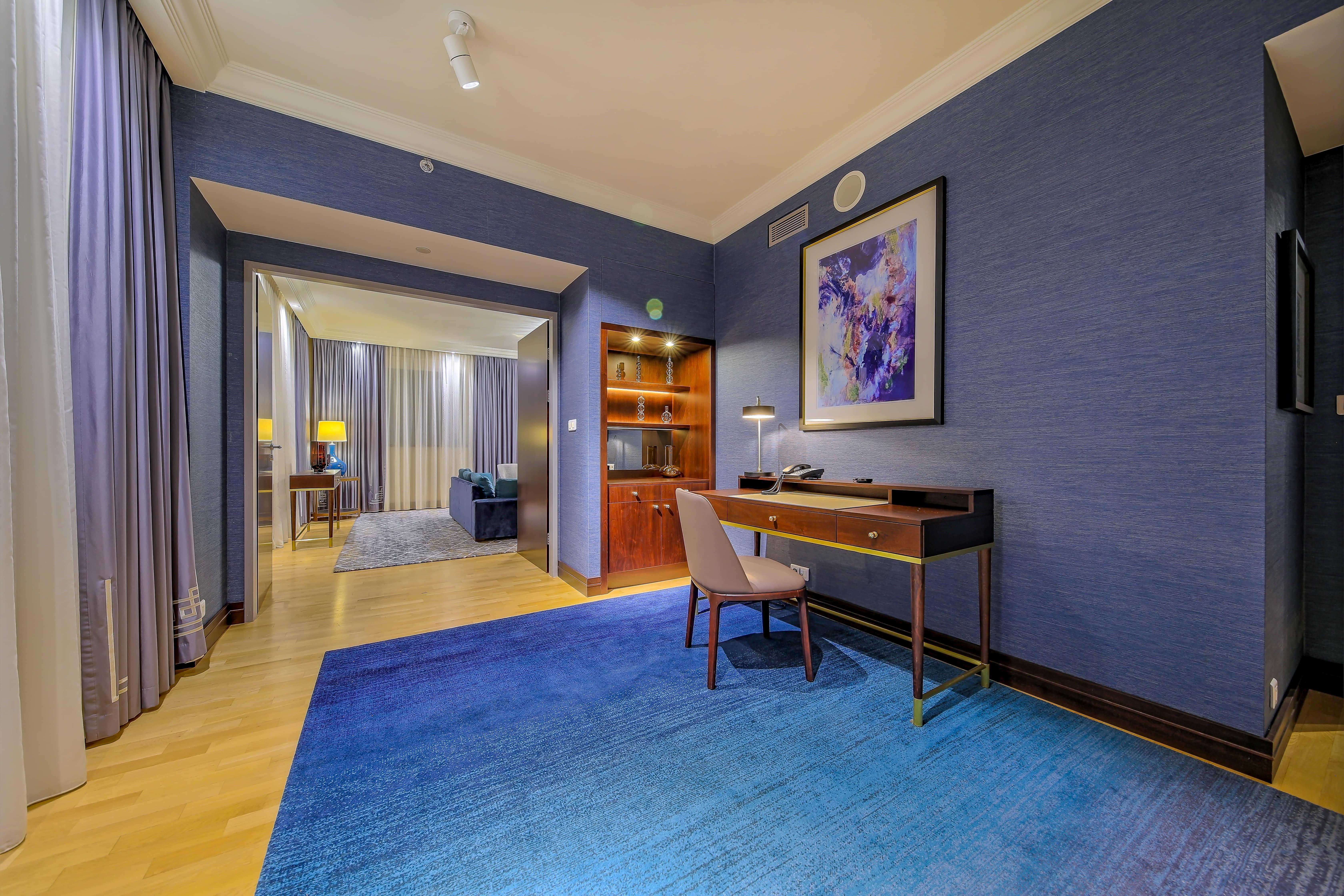 Intercontinental By Ihg Hotell