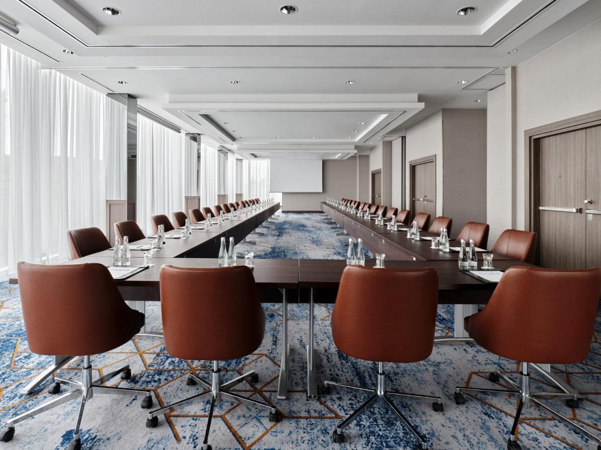Intercontinental By Ihg Hotell 5*